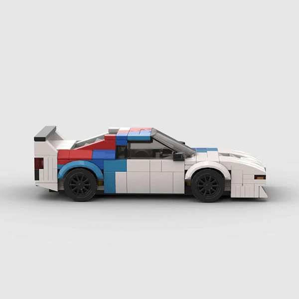 BMW M1 | 335PCS