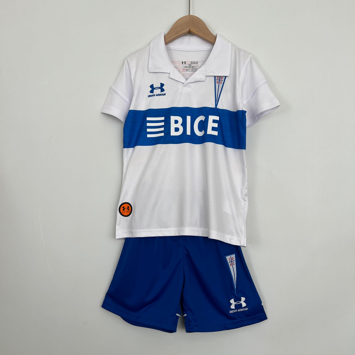 UNIVERSIDAD CATÓLICA I 23/24 CONJUNTO INFANTIL