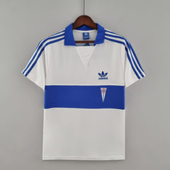 UNIVERSIDAD CATÓLICA I 1984 HOMBRE (RETRO)