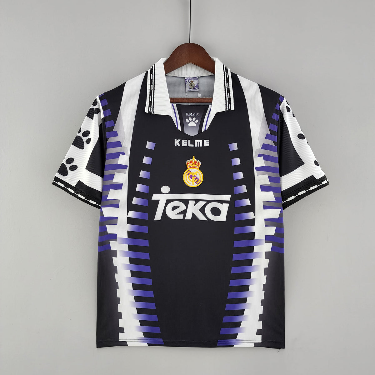 REAL MADRID III 97/98 (RETRO)